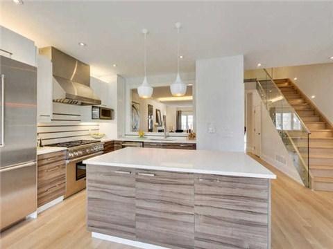 219 Willow Ave, House detached with 4 bedrooms, 5 bathrooms and 2 parking in Toronto ON | Image 19