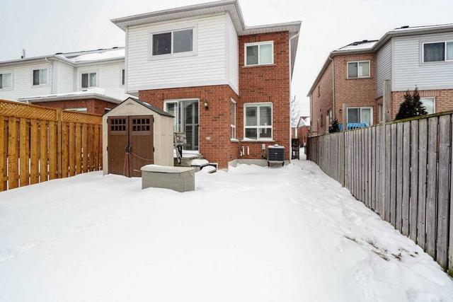 73 Monaco Crct, House attached with 3 bedrooms, 3 bathrooms and 3 parking in Brampton ON | Image 15