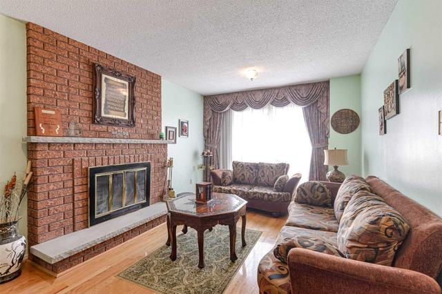 2113 The Chase, House detached with 4 bedrooms, 4 bathrooms and 3 parking in Mississauga ON | Image 8