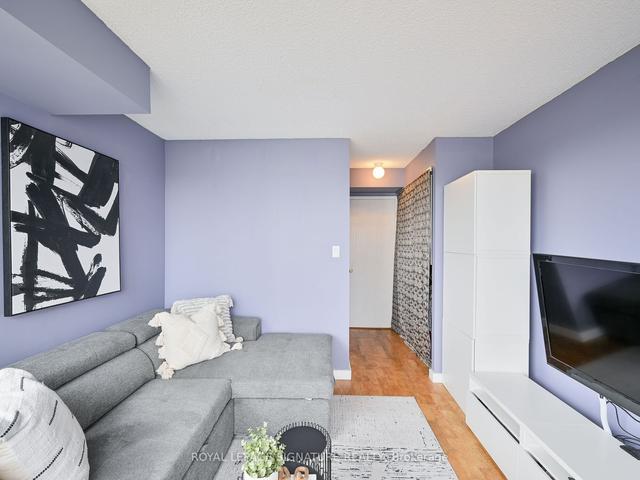 703 - 1 Hickory Tree Rd, Condo with 2 bedrooms, 2 bathrooms and 2 parking in Toronto ON | Image 21
