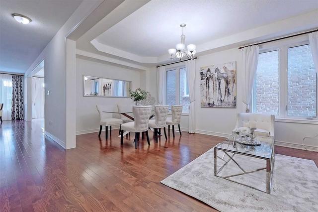 31 Hua Du Ave, House detached with 5 bedrooms, 5 bathrooms and 6 parking in Markham ON | Image 30