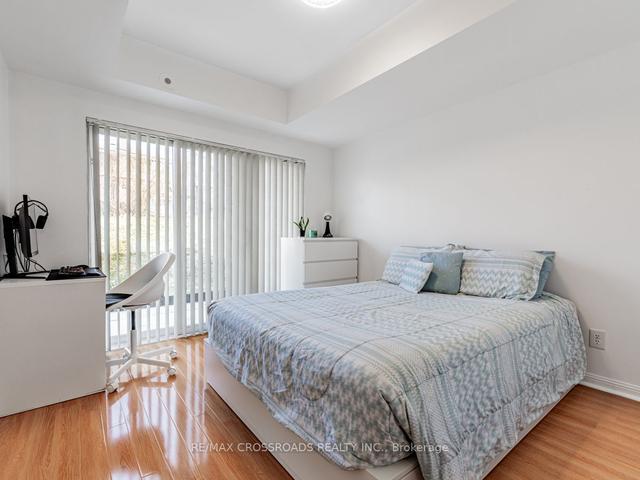 1037 - 3037 Finch Ave W, Townhouse with 3 bedrooms, 2 bathrooms and 1 parking in Toronto ON | Image 17