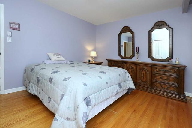 1 Stella St, House detached with 3 bedrooms, 2 bathrooms and 3.5 parking in Toronto ON | Image 14