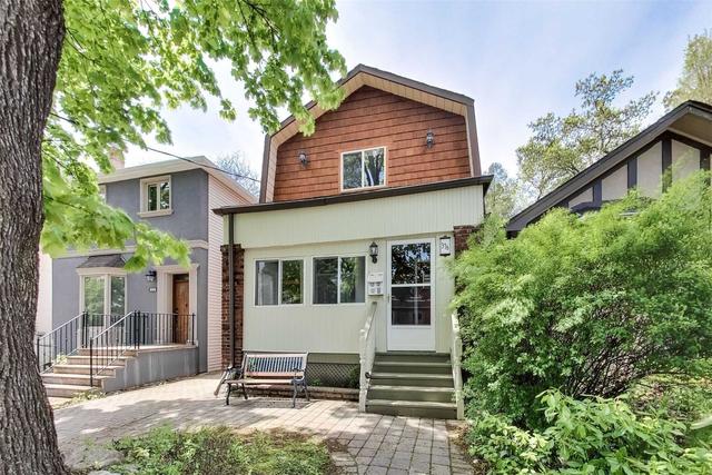 376 Cleveland St, House detached with 3 bedrooms, 2 bathrooms and 2 parking in Toronto ON | Image 1