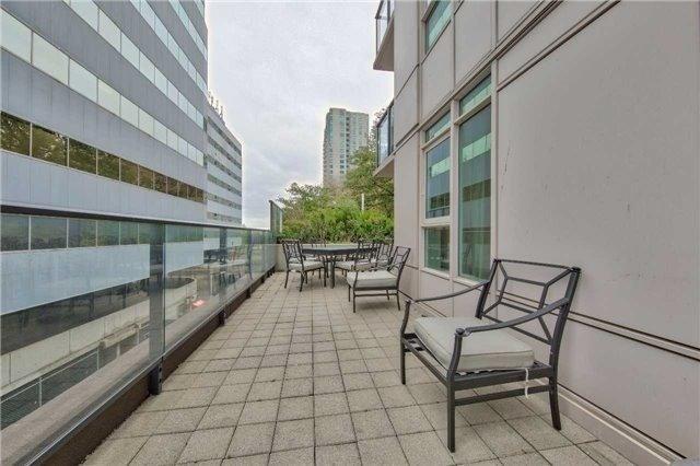 302 - 25 Town Centre Crt, Condo with 2 bedrooms, 2 bathrooms and 1 parking in Toronto ON | Image 7