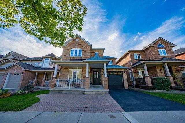 89 Maple Ridge Cres, House detached with 4 bedrooms, 4 bathrooms and 3 parking in Markham ON | Image 1