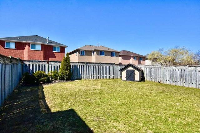 46 Red Oak Dr, House detached with 2 bedrooms, 3 bathrooms and 3 parking in Barrie ON | Image 11