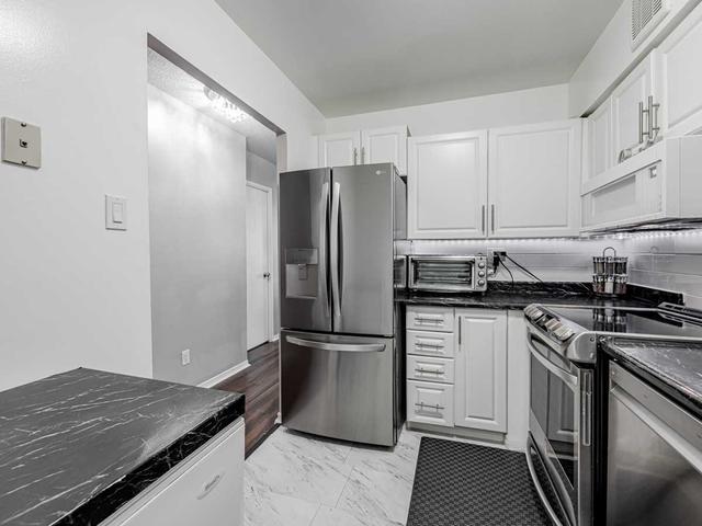 412 - 2 Westney Rd N, Condo with 2 bedrooms, 2 bathrooms and 1 parking in Ajax ON | Image 8