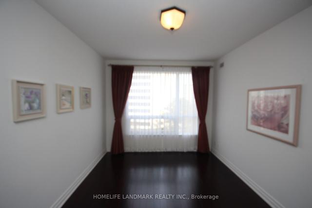 603 - 17 Ruddington Dr, Condo with 2 bedrooms, 2 bathrooms and 1 parking in Toronto ON | Image 7