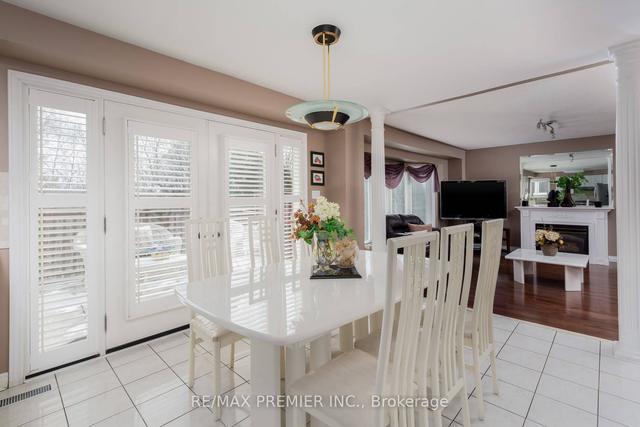 113 Sierra Crt, House detached with 4 bedrooms, 4 bathrooms and 6 parking in Vaughan ON | Image 5