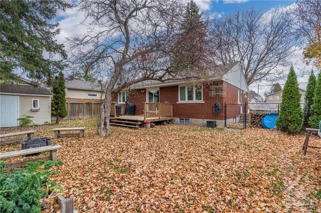 1624 Fisher Avenue, House detached with 3 bedrooms, 2 bathrooms and 4 parking in Ottawa ON | Image 25
