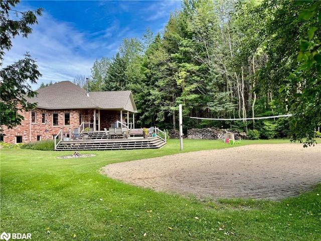 7351 Sideroad #12 Sideroad, House detached with 4 bedrooms, 2 bathrooms and 8 parking in Mapleton ON | Image 20