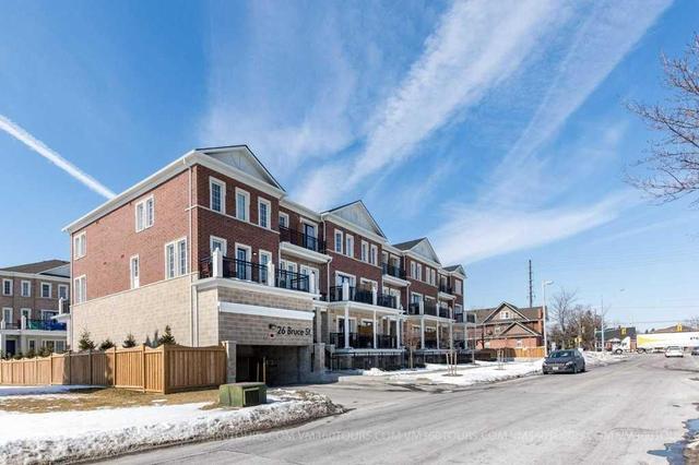 A12 - 26 Bruce St, Townhouse with 2 bedrooms, 2 bathrooms and 1 parking in Vaughan ON | Image 1