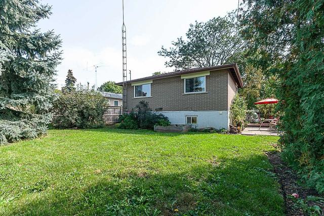 16 Duntroon Cres, House detached with 3 bedrooms, 2 bathrooms and 3 parking in Toronto ON | Image 35