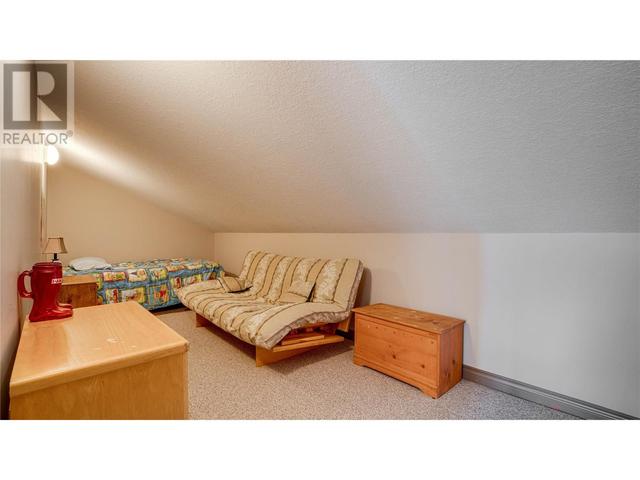 203 - 3473 Lakeview Place, House attached with 3 bedrooms, 2 bathrooms and 2 parking in North Okanagan F BC | Image 25