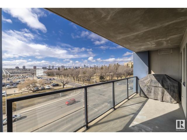 403 - 9707 106 St Nw, Condo with 2 bedrooms, 2 bathrooms and 2 parking in Edmonton AB | Image 5