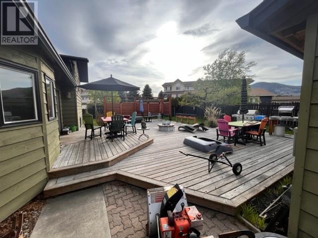8304 Jubilee Road E, House detached with 3 bedrooms, 1 bathrooms and 6 parking in Summerland BC | Image 10