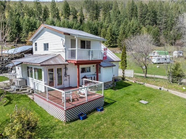5469 Cory Road, House detached with 1 bedrooms, 2 bathrooms and null parking in Central Kootenay A BC | Image 36