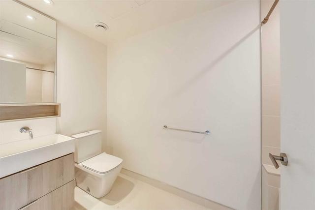 1518 - 8 Hillsdale Ave E, Condo with 0 bedrooms, 1 bathrooms and 0 parking in Toronto ON | Image 2