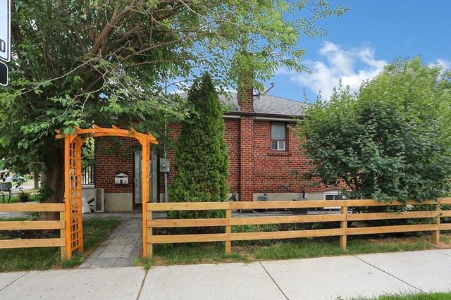upper - 37 Silvercrest Ave, House detached with 2 bedrooms, 1 bathrooms and 1 parking in Toronto ON | Image 19