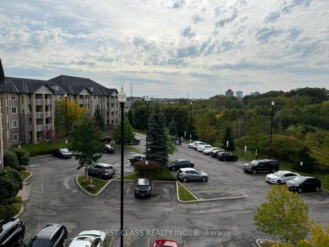 404-684 Warden Ave, Toronto, ON, M1L4W4 | Card Image