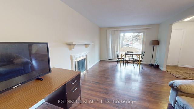 34 Wilsonview Ave, Townhouse with 4 bedrooms, 2 bathrooms and 1 parking in Guelph ON | Image 11