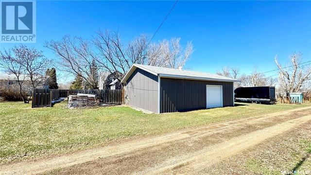 450 Macdonald Avenue, House detached with 3 bedrooms, 2 bathrooms and null parking in Craik SK | Image 44
