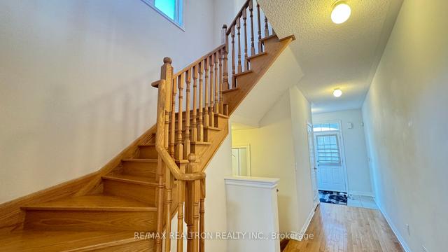 191 Roadhouse Blvd, House detached with 4 bedrooms, 3 bathrooms and 6 parking in Newmarket ON | Image 33