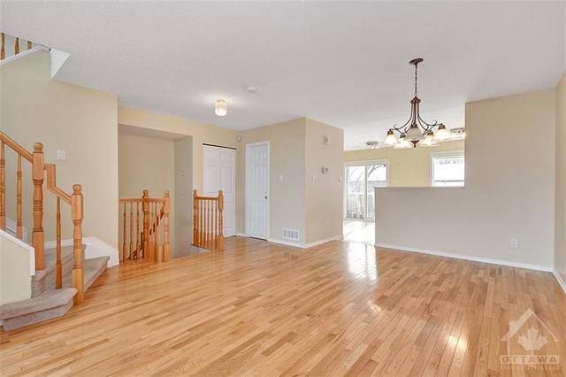 310 Wiffen Private, Townhouse with 2 bedrooms, 2 bathrooms and 1 parking in Ottawa ON | Image 10