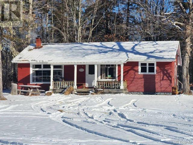 1 Norrad Road, Home with 3 bedrooms, 1 bathrooms and null parking in Upper Miramichi NB | Image 4