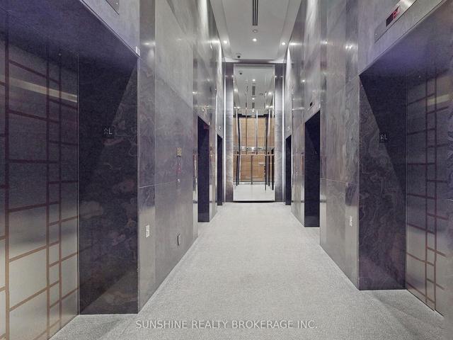 2122 - 5 Sheppard Ave E, Condo with 2 bedrooms, 2 bathrooms and 1 parking in Toronto ON | Image 34
