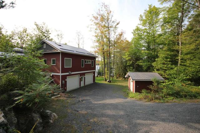 1523 Snyder Bay Lane, House detached with 3 bedrooms, 6 bathrooms and 12 parking in North Frontenac ON | Image 6