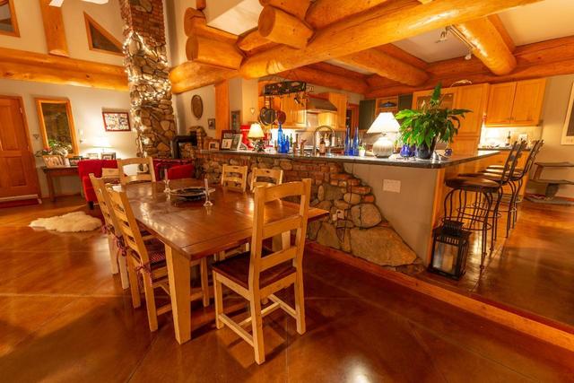 3140 Highway 3a, House detached with 2 bedrooms, 2 bathrooms and null parking in Central Kootenay F BC | Image 8