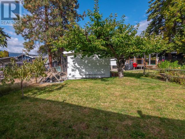 132 Mcpherson Crescent, House detached with 3 bedrooms, 2 bathrooms and 1 parking in Penticton BC | Image 38
