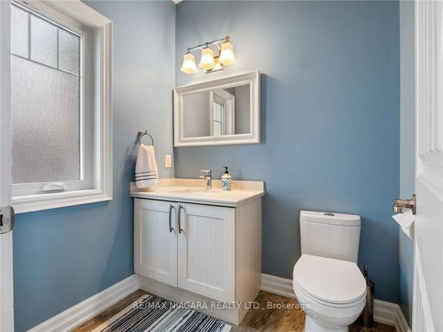 91 Main St, House detached with 2 bedrooms, 3 bathrooms and 2 parking in St. Catharines ON | Image 34