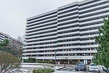 1202 - 80 Inverlochy Blvd, Condo with 3 bedrooms, 2 bathrooms and 1 parking in Markham ON | Image 1