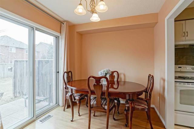 17 - 5659 Glen Erin Dr, Townhouse with 3 bedrooms, 2 bathrooms and 2 parking in Mississauga ON | Image 4