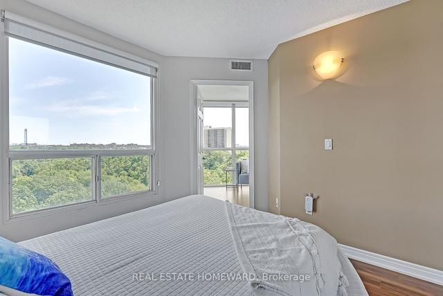 1002 - 7 Concorde Pl, Condo with 2 bedrooms, 2 bathrooms and 2 parking in Toronto ON | Image 16