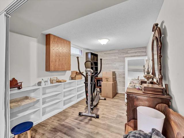60 Cameron Road Se, House detached with 4 bedrooms, 2 bathrooms and 4 parking in Medicine Hat AB | Image 31