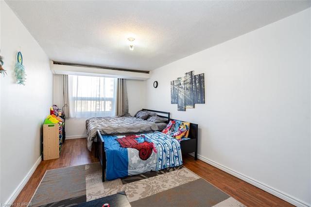 1406 - 625 The West Mall, House attached with 3 bedrooms, 2 bathrooms and null parking in Toronto ON | Image 3