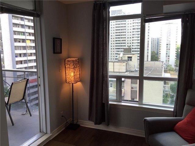 1010 - 225 Wellesley St E, Condo with 1 bedrooms, 2 bathrooms and 1 parking in Toronto ON | Image 7