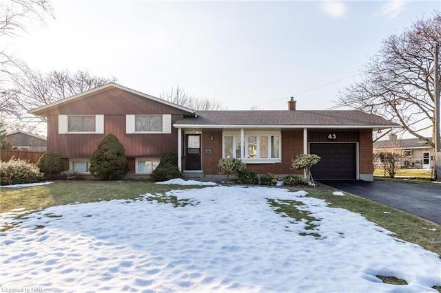 43 Strathcona Drive, House detached with 3 bedrooms, 1 bathrooms and null parking in St. Catharines ON | Image 1