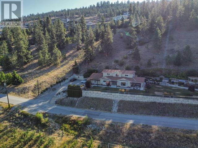 2356 Gammon Road, House detached with 3 bedrooms, 2 bathrooms and 3 parking in Okanagan Similkameen E BC | Image 5