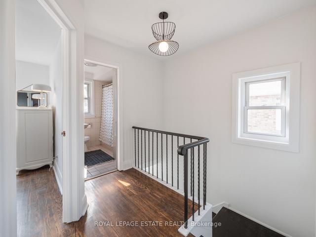 337 Blantyre Ave, House semidetached with 3 bedrooms, 2 bathrooms and 2 parking in Toronto ON | Image 17