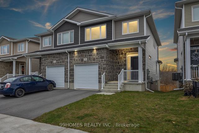1229 Max Cres, House semidetached with 3 bedrooms, 3 bathrooms and 2 parking in Kingston ON | Image 12