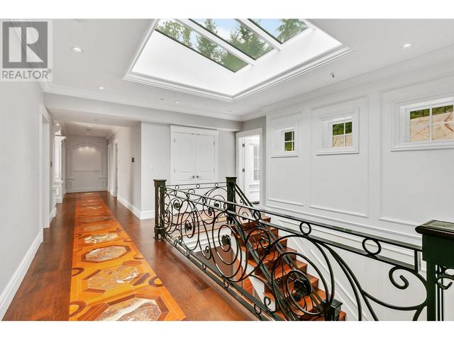 735 St. Andrews Road, House detached with 6 bedrooms, 8 bathrooms and 6 parking in West Vancouver BC | Image 14