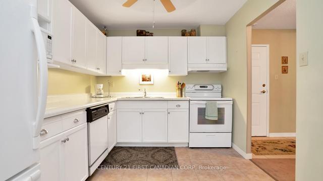 203 - 1180 Commissioners Rd W, Condo with 2 bedrooms, 1 bathrooms and 1 parking in London ON | Image 3