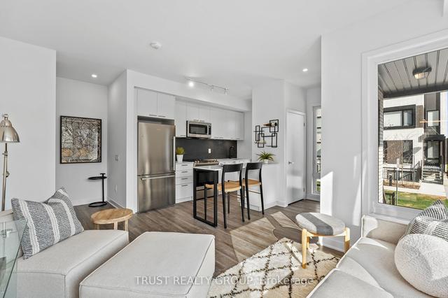 th16 - 10 Ed Clark Gdns, Townhouse with 3 bedrooms, 2 bathrooms and 0 parking in Toronto ON | Image 24