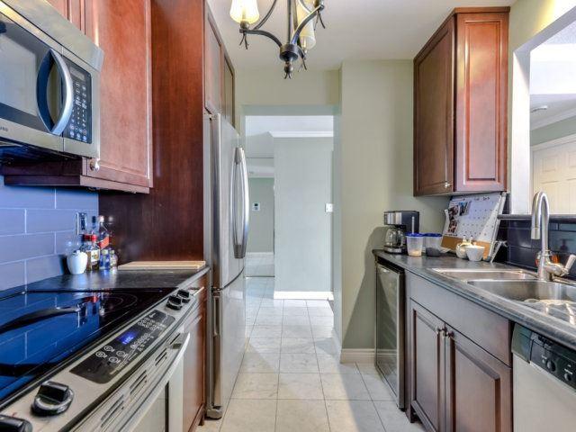 Ph3 - 50 Eglinton Ave W, Condo with 1 bedrooms, 1 bathrooms and 1 parking in Mississauga ON | Image 13