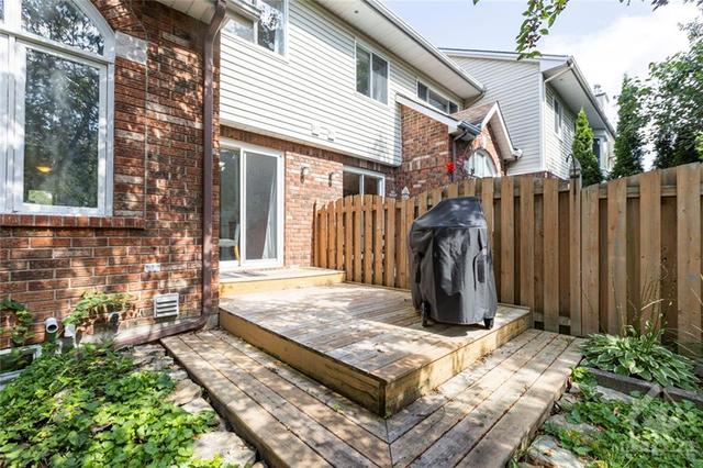 167 Thornbury Crescent, Townhouse with 2 bedrooms, 2 bathrooms and 2 parking in Ottawa ON | Image 25